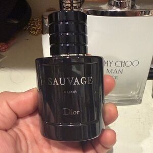 Dior Sauvage Elixir - Sleek Black Design